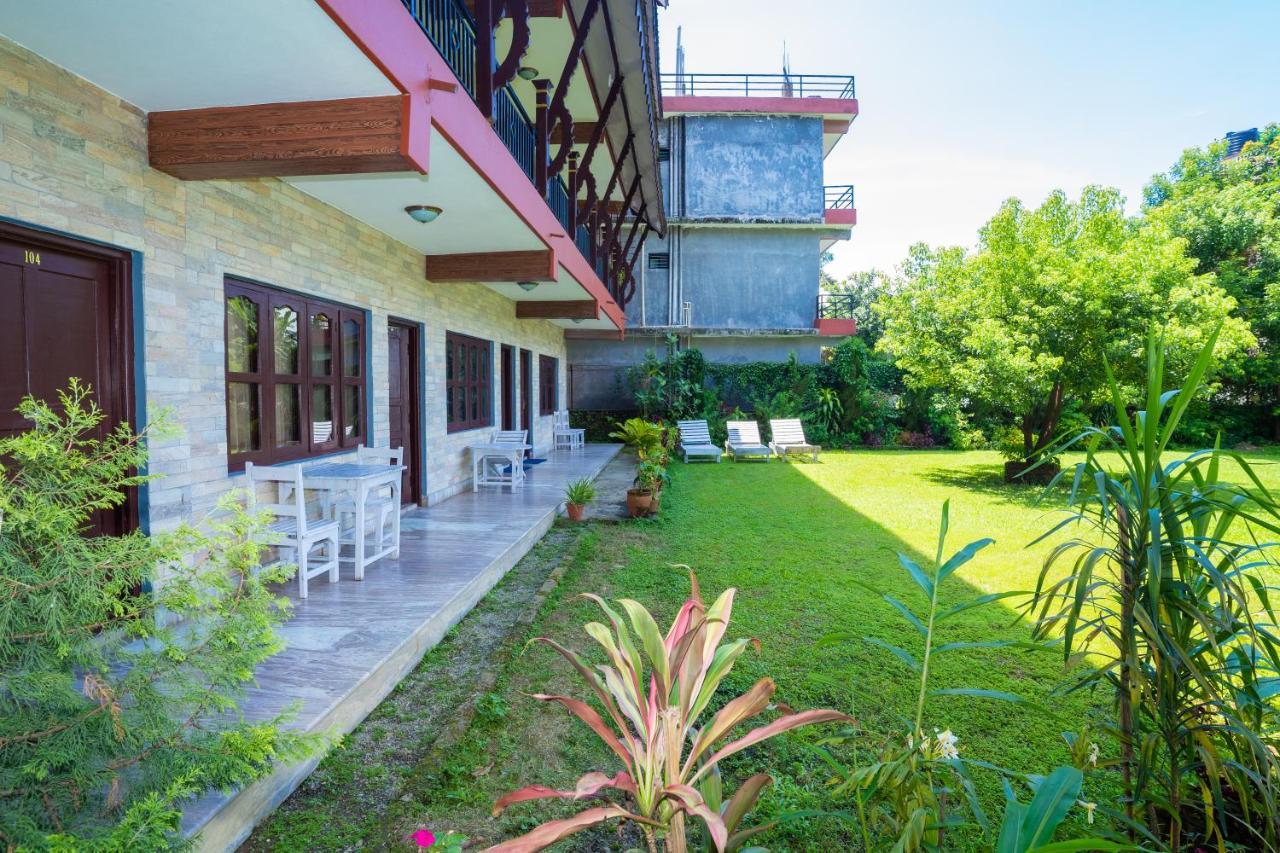 Butterfly Lodge Pokhara Luaran gambar