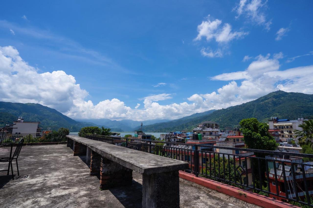 Butterfly Lodge Pokhara Luaran gambar