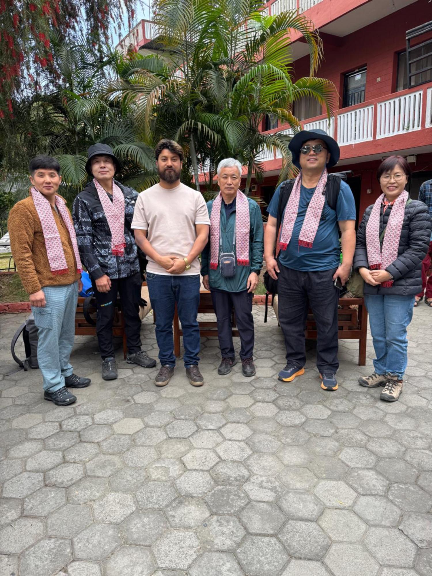 Butterfly Lodge Pokhara Luaran gambar