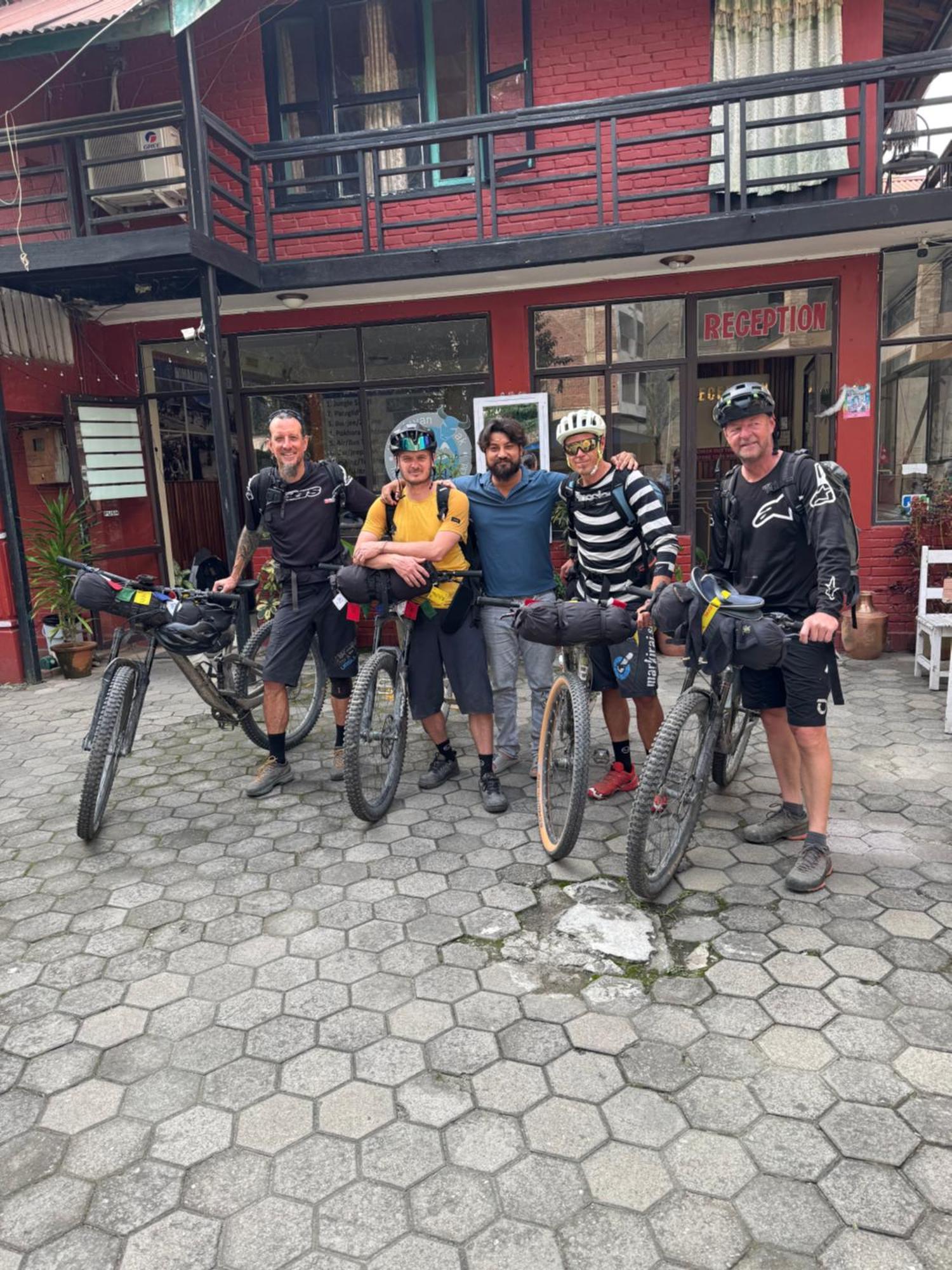 Butterfly Lodge Pokhara Luaran gambar